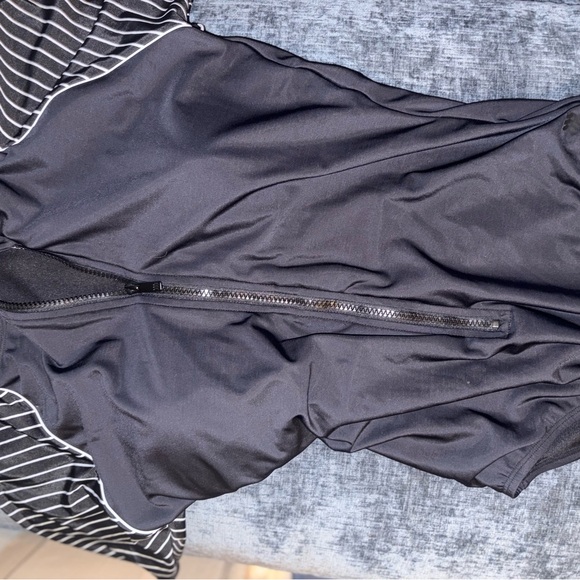 All in Motion Black Activewear - Picture 8 of 8